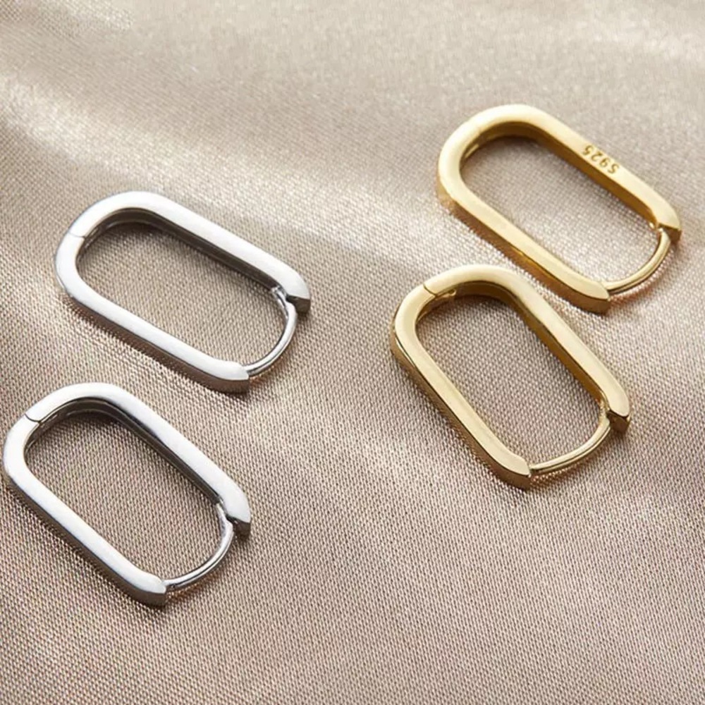 Silver O shaped squared hoop earrings
